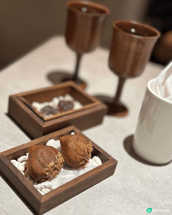 港式與義式結合的創意料理，每道料理皆充分呈現主廚的獨特巧思及...