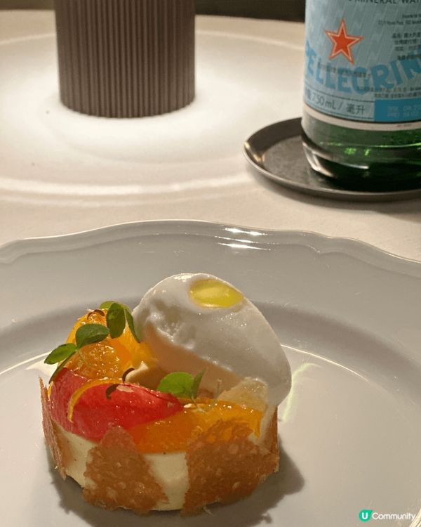 港式與義式結合的創意料理，每道料理皆充分呈現主廚的獨特巧思及...