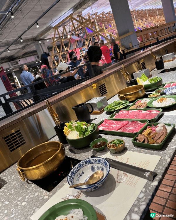 位於Iconsiam 入面有間泰式火鍋，喺香港仲未搵到咁好食...