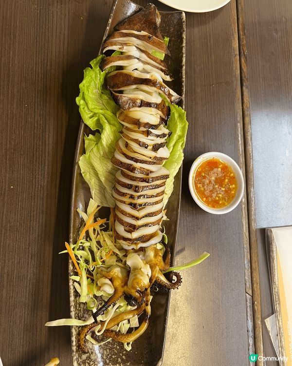 位於九龍城嘅一間泰國餐廳，睇門面普普通通，但完來好好食。所有...