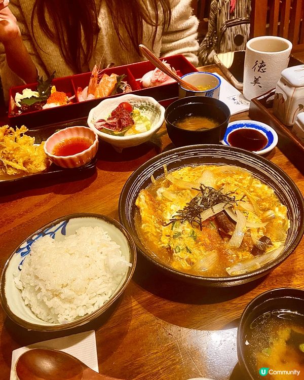 Lunch係黃埔本身想搵拉麵食，點知遲咗去冇位，就喺附近睇有...