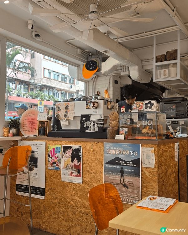 小小的Cafe，店名改得好，叫做過日辰。喜歡獨自來打躉過日辰...