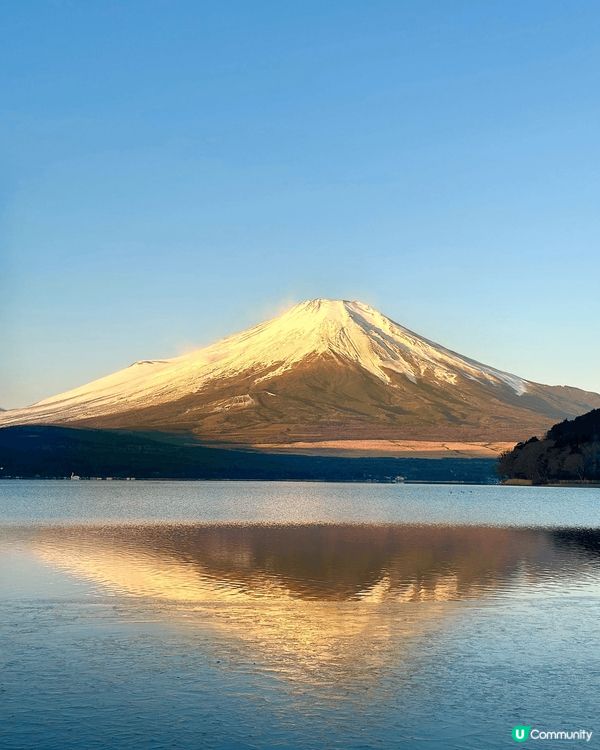 係富士山附近其實有五個湖，有「河口湖」、「本栖湖」、「精進湖...