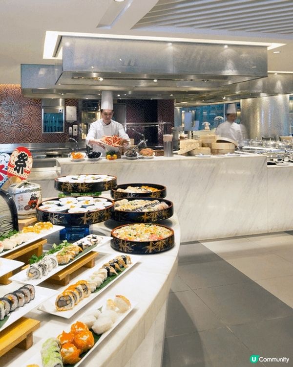 柏景餐廳（Café on the PARK）位於香港尖沙咀的...