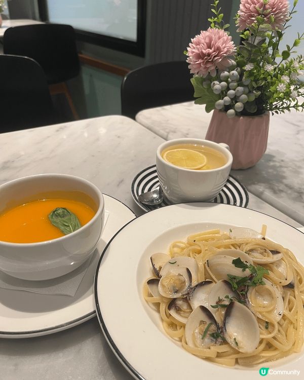 每次到Pizza Express 我都會叫呢個蒜香蜆肉意粉，...