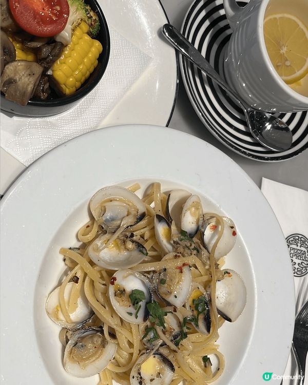 每次到Pizza Express 我都會叫呢個蒜香蜆肉意粉，...