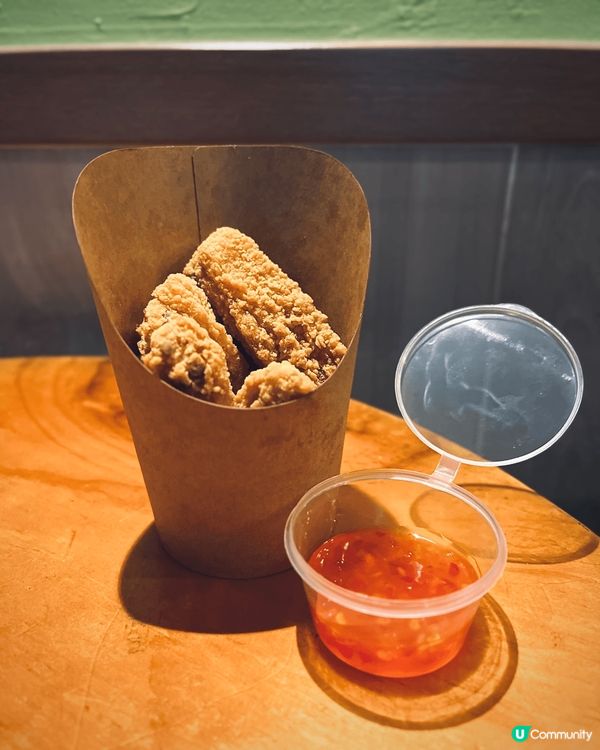 最近去九龍塘睇戲，行到去浸會附近發現一間漢堡包小店叫漢間，主...