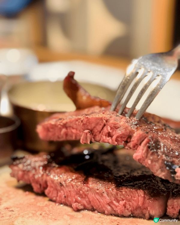 尖沙咀有情調嘅西餐，牛扒好唔錯！on side 薯蓉好滑～ 