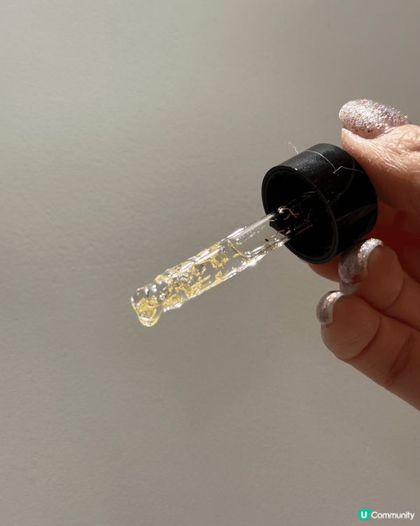 因為我皮膚比較容易乾燥..容易敏感泛紅!朋友介紹我用呢隻外秘...