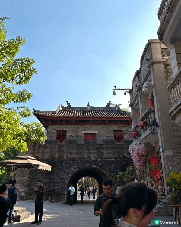 深圳南頭古城非常出名歷史悠久、風景宜人，最適合一家大細情侶夫...