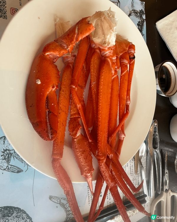 喺紅磡都會海逸食自助餐，長腳蟹，花膠碗仔翅，榴槤甜品，甜品一...