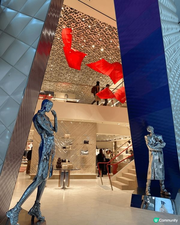 每次去旅行都必定會經過香港國際機場！因為要經機場出發嘛！期待...