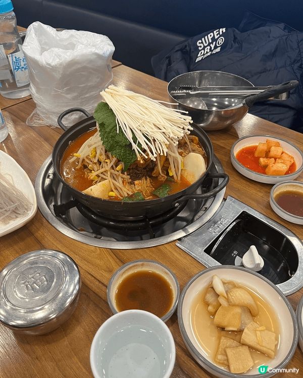 📍 韓國經典美食:豬骨湯(감자탕 | Gamjatang) ...