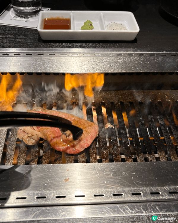 位於日本大阪的松阪牛肉M，有專人幫你燒Sukiyaki，仲有...