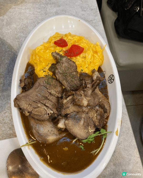 牛氣和牛火鍋非常好，榕哥燒鵝好好味，北角餐廳西餐廳正