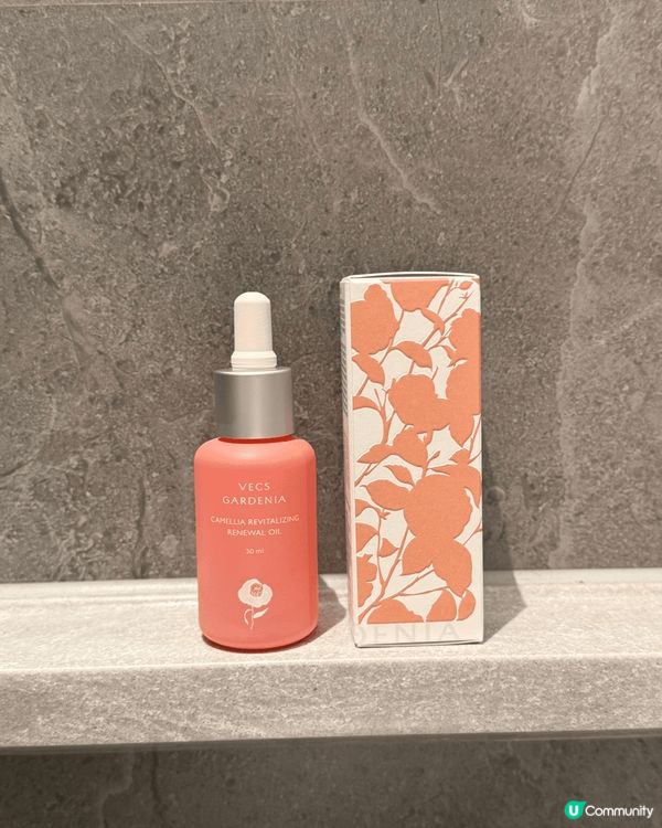 台灣𝚅𝚎𝚌𝚜 𝙶𝚊𝚛𝚍𝚎𝚗𝚒𝚊 山茶花賦活新生油，搭配複合式...