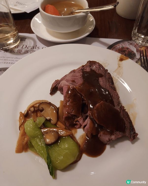 這餐廳是位於九龍酒店的自助餐，又好味又抵食，各式各樣，現時在...