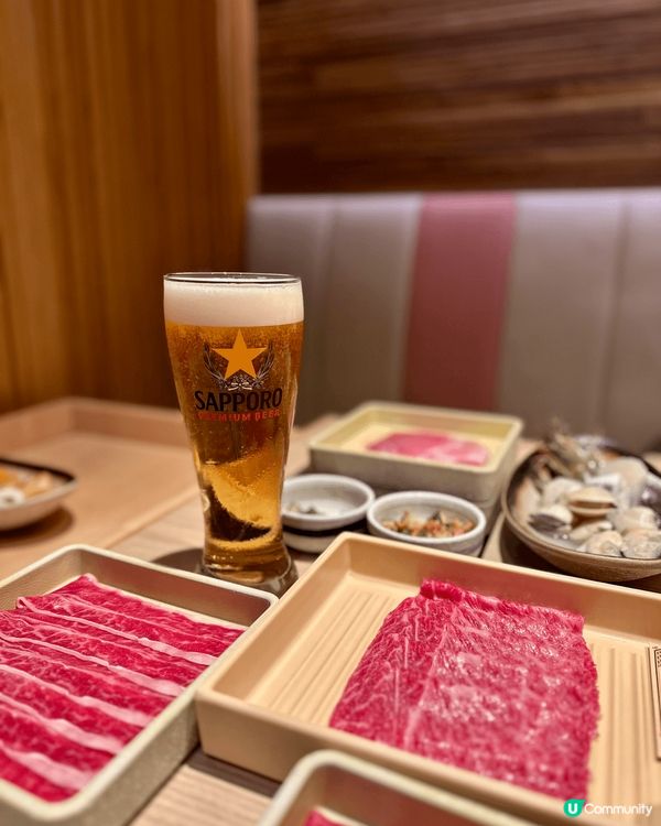 平常喜歡在香港各式各樣的餐廳品嘗自助餐和放題。這些美食照是在...