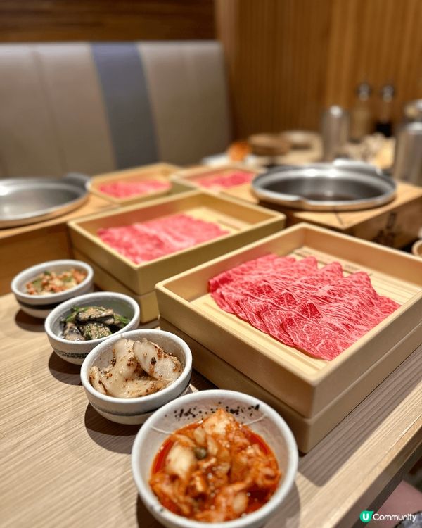 平常喜歡在香港各式各樣的餐廳品嘗自助餐和放題。這些美食照是在...