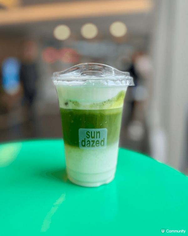 呢日同朋友諗住港島一日遊，見到呢間喺中環新開嘅抹茶同埋軟雪糕...