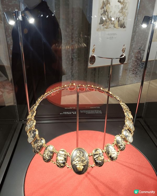 今次參觀了位於K11 MUSEA 5樓LÉCOLE珠寶藝術學...