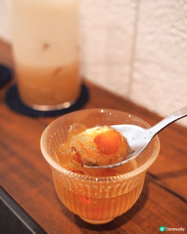 以四季節氣為主題嘅素食店