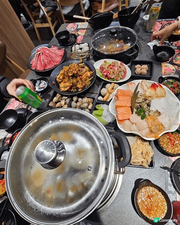 旺角喜聚一哥雞煲， 食材新鮮選擇多樣，仲要係無限時， 再加埋...