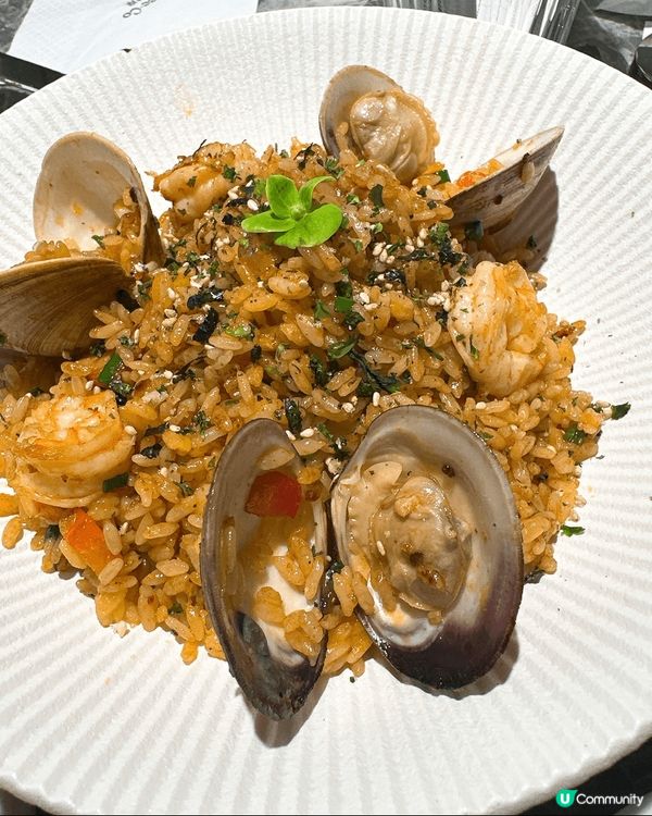 深圳樹岸cafe，食物好味，環境舒適，而且有情人節擺設，好有...