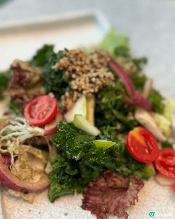 西餐既好處就係影相打卡都靚靚，味道都好好，最緊要係有部靚手機...