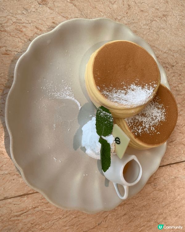 非常吸引眼球的pancake, 超鬆軟，又可以跟lunch ...