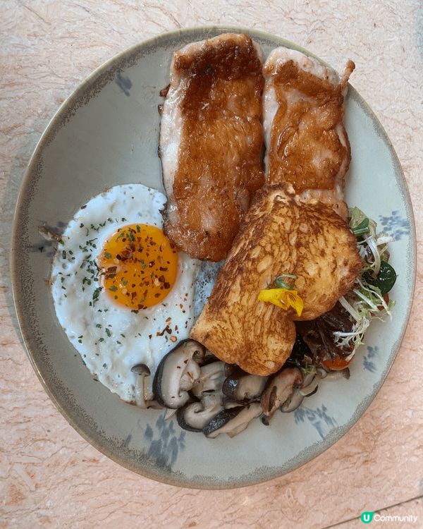 非常吸引眼球的pancake, 超鬆軟，又可以跟lunch ...