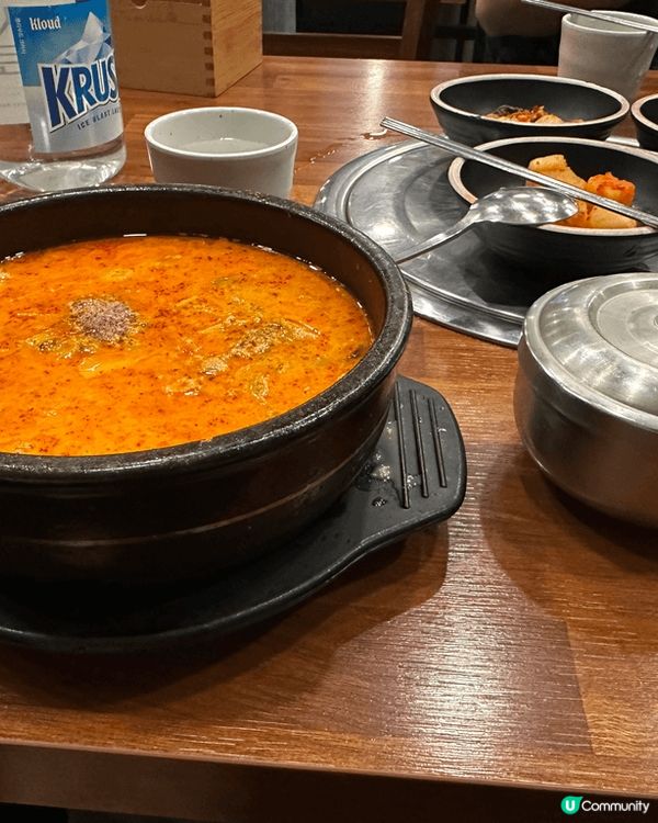 去到韓國梗係唔少得要食燒肉、炒年糕同湯飯，每一餐都會有泡菜任...