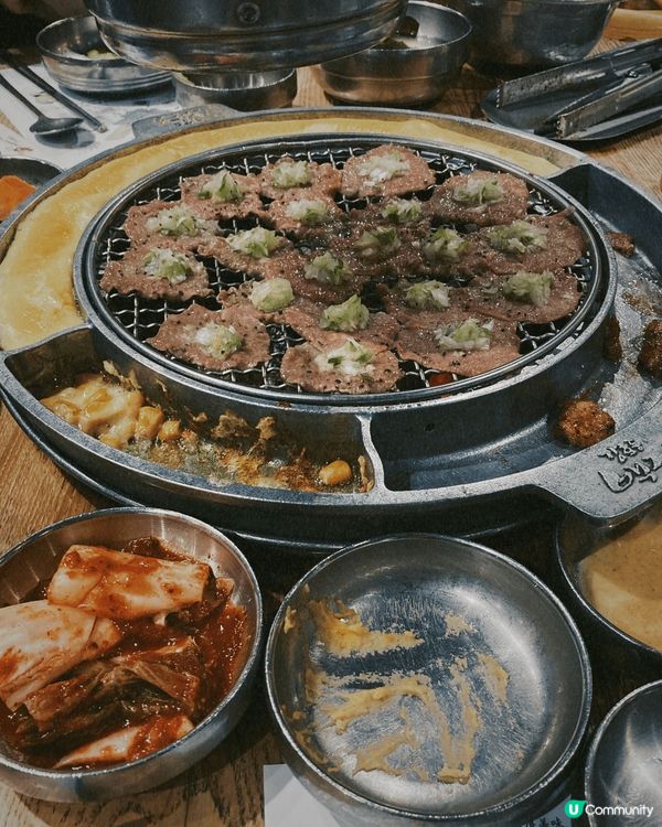 去了深圳國貿站的金光華廣場中的姜虎東白丁，朋友推薦的韓式烤肉...