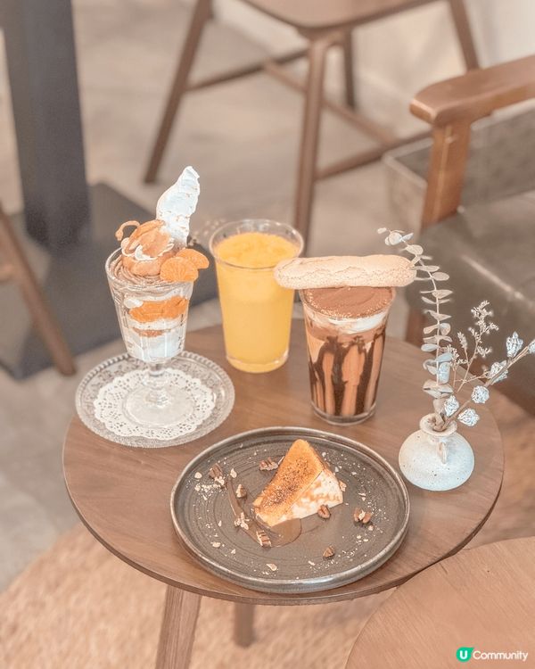 來這間cafe我的重點絕對是試他們的芭菲❣︎