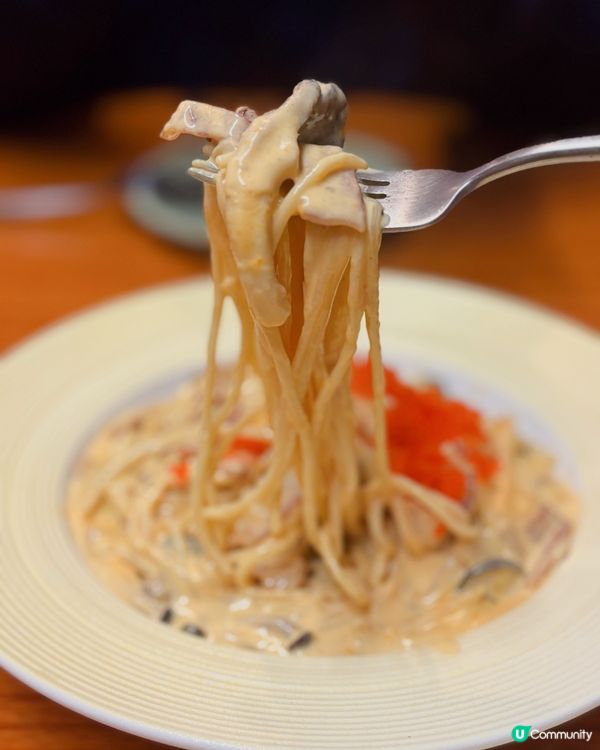 隱世觀塘工廈Cafe丨校園風佈置丨Times Coffee