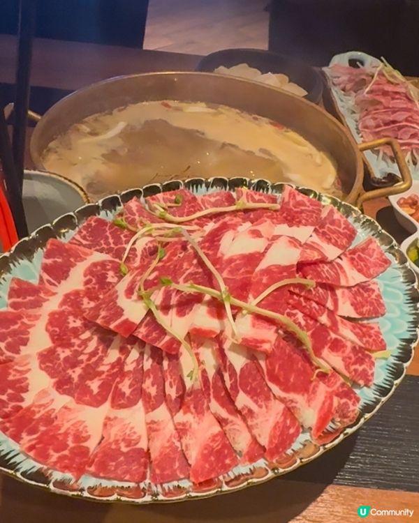 大紅袍。足料火鍋