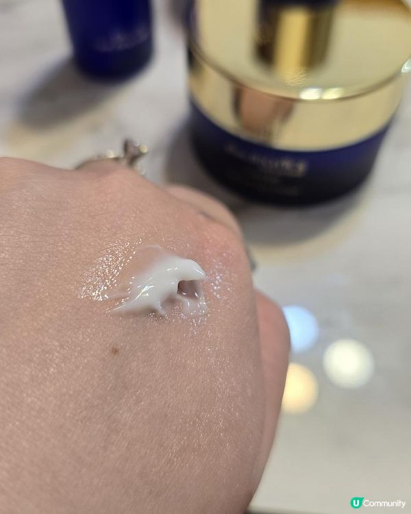 瑞士天然泉水+法國魚子+syn-coll cb=減少皺紋270％！？？？