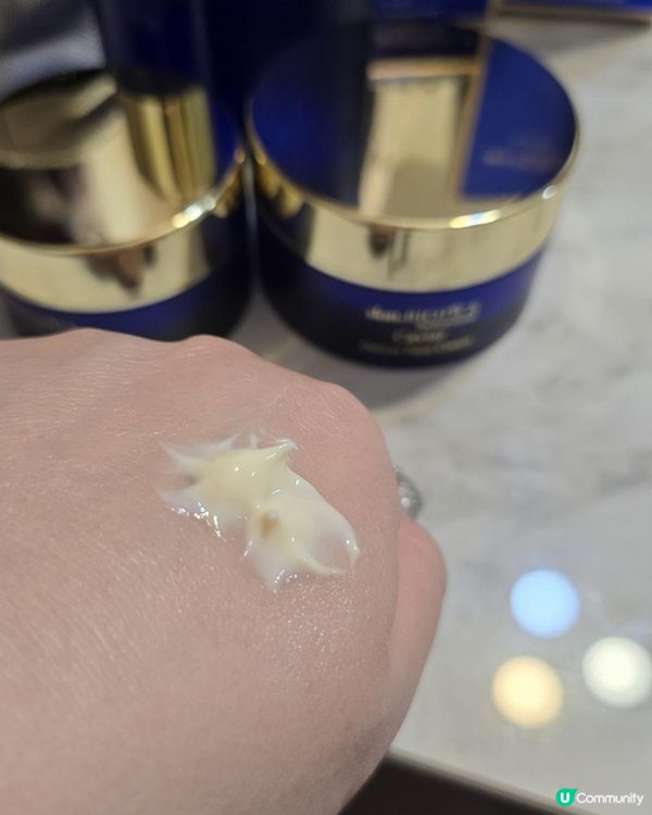 瑞士天然泉水+法國魚子+syn-coll cb=減少皺紋270％！？？？