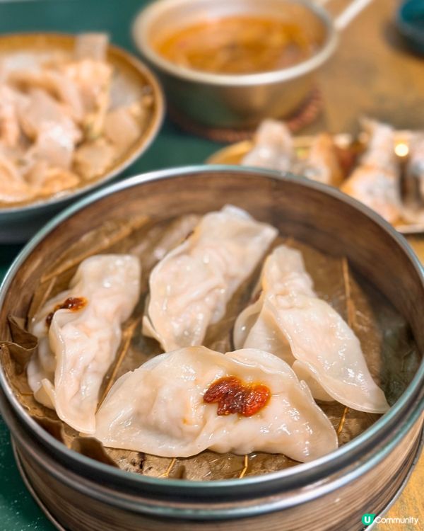 長洲餃子冰室❤️‍🔥必食爆汁鹹蛋黃金餃🤩