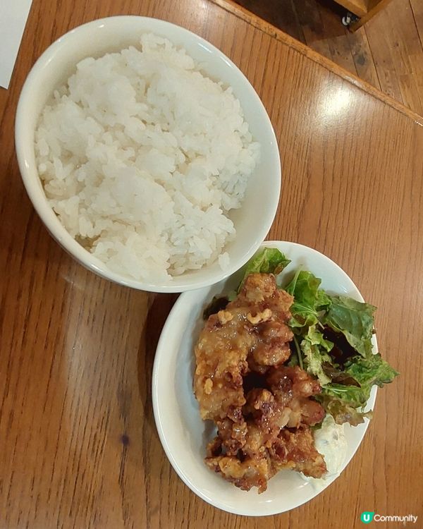 佐賀駅ナカ
うふふラーメン
佐賀有明ラーメン