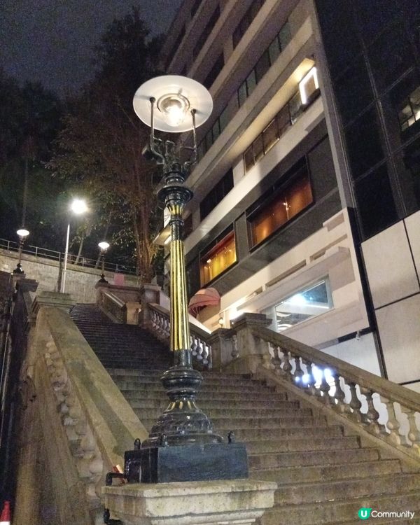 中環都爹利街，懷舊煤氣燈 ✨