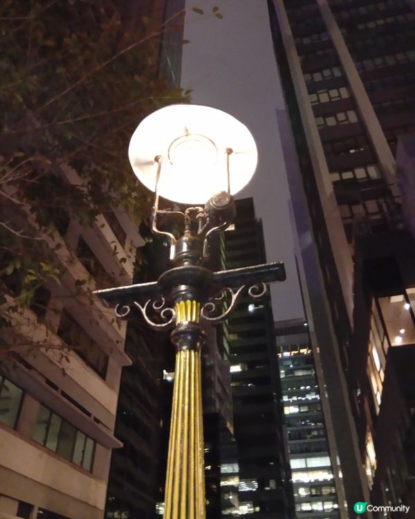 中環都爹利街，懷舊煤氣燈 ✨