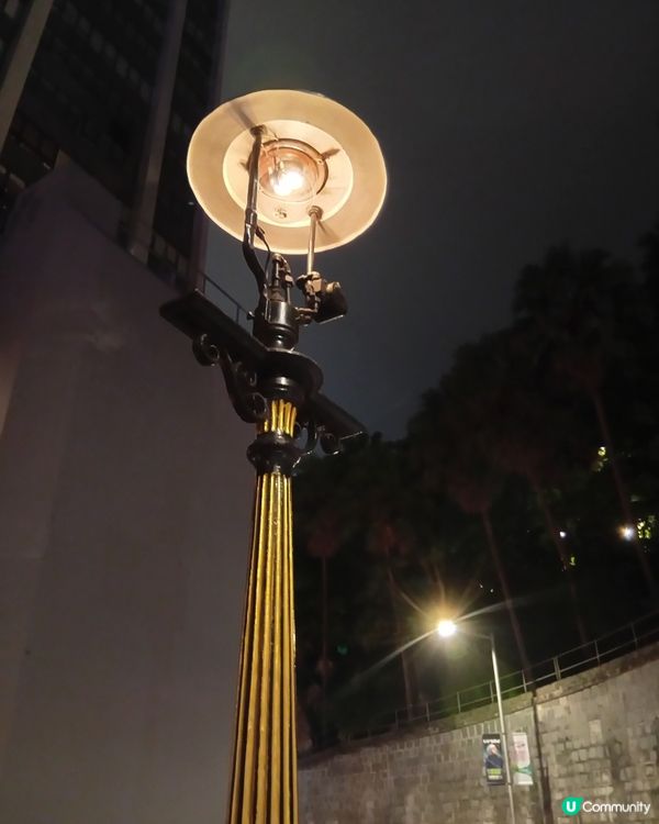 中環都爹利街，懷舊煤氣燈 ✨