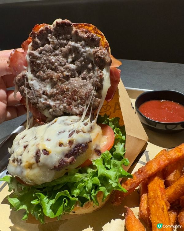 堅尼地城超正burger同番薯條