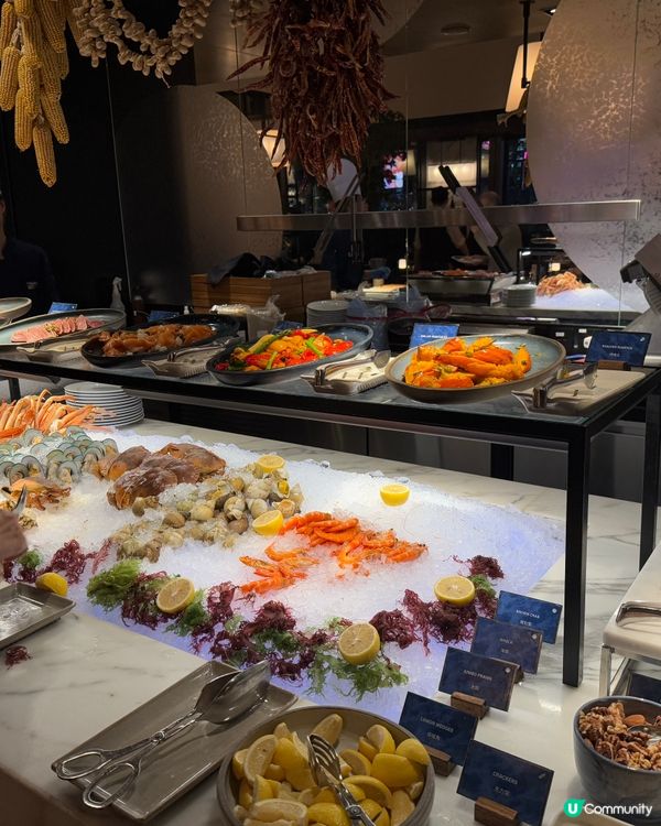 香港麗晶酒店，維港夜景配美食！🤩🌃