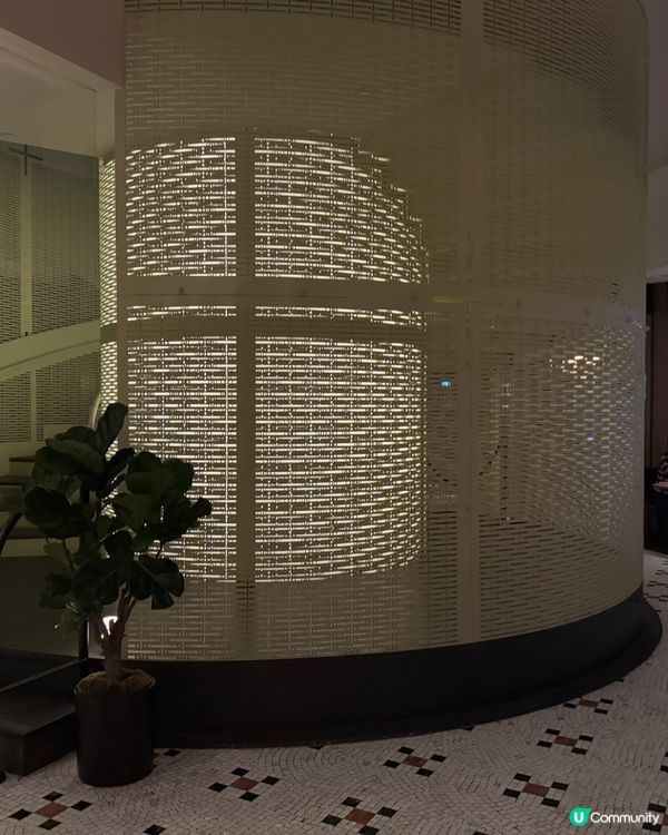 香港麗晶酒店，維港夜景配美食！🤩🌃