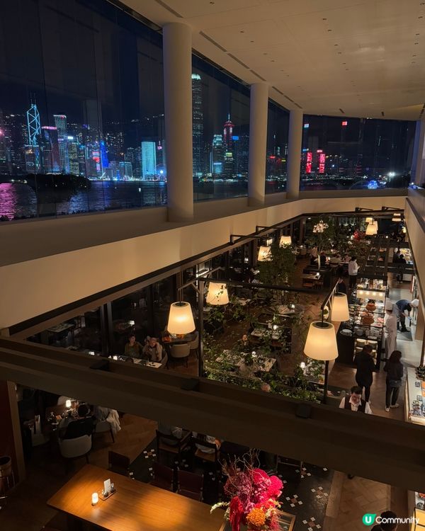 香港麗晶酒店，維港夜景配美食！🤩🌃