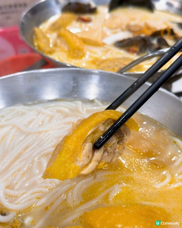 癡膠雞！天氣凍都排哂長龍❤️‍🔥招牌花膠雞米線