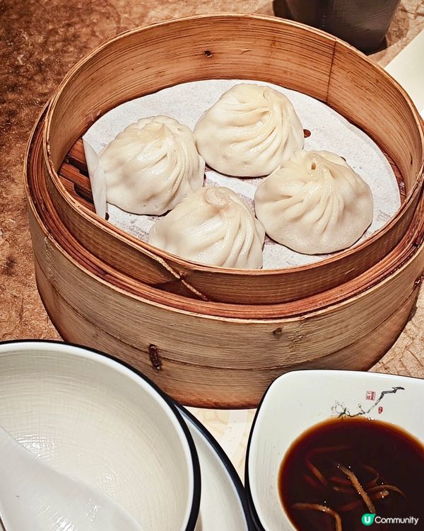 跟好友來到黃大仙逛逛☺️然後到附近醫肚~在黃大仙中心找到這家...