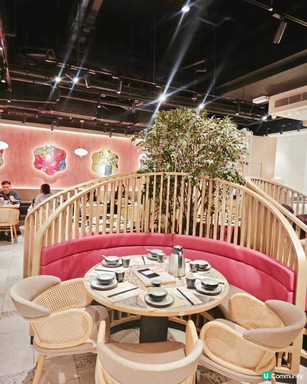 跟好友來到黃大仙逛逛☺️然後到附近醫肚~在黃大仙中心找到這家...